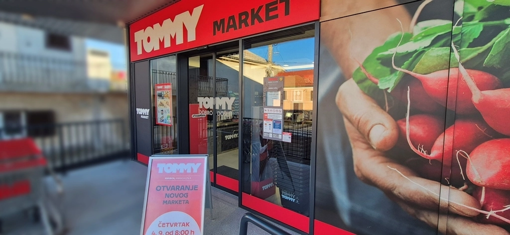 Otvoren novi tommy u rijeci