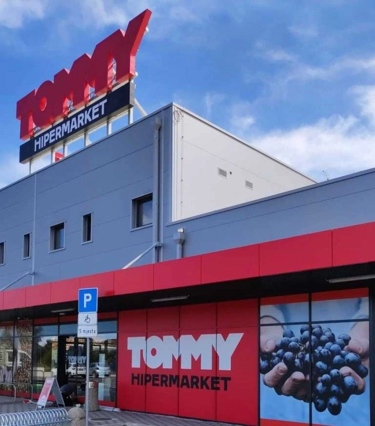 Tommy otvorio novo prodajno mjesto u jelsi na otoku hvaru